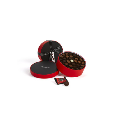 Конфеты шоколадные Ассорти пралине ручной работы в круглой красной подарочной коробке (боэри и микс пралине) 470 гр. Bodrato
